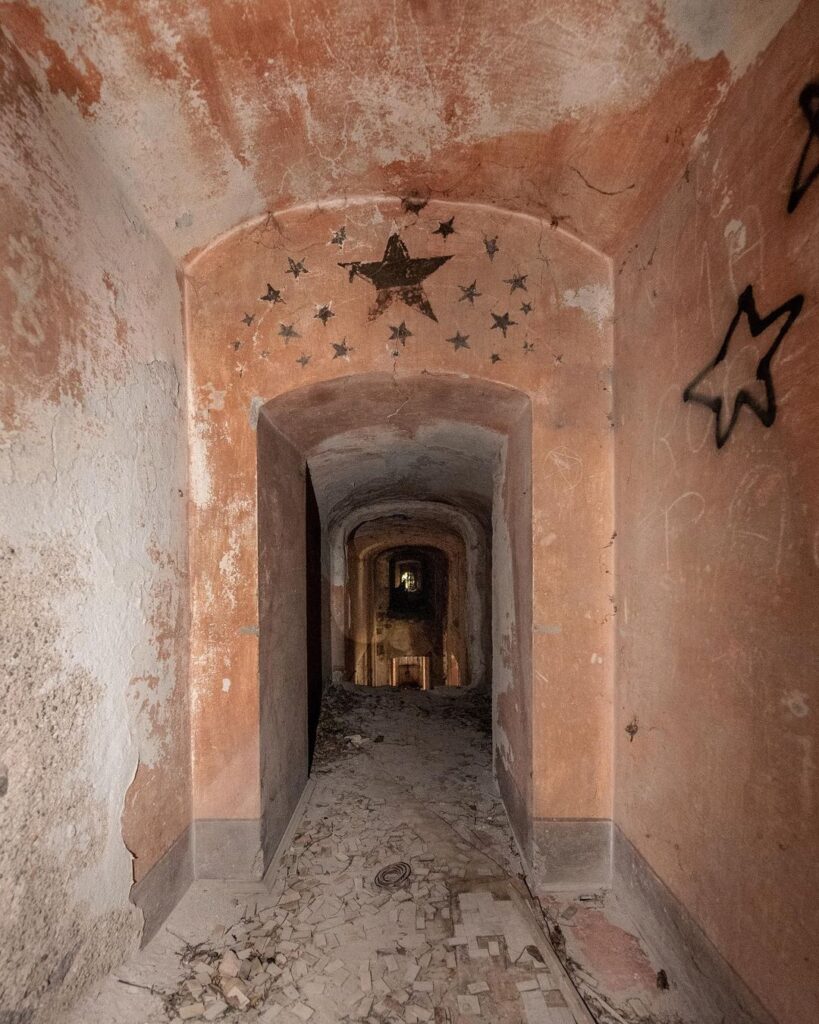 Villa de Vecchi: The Abandoned Haunted Mansion of Cortenova, Italy