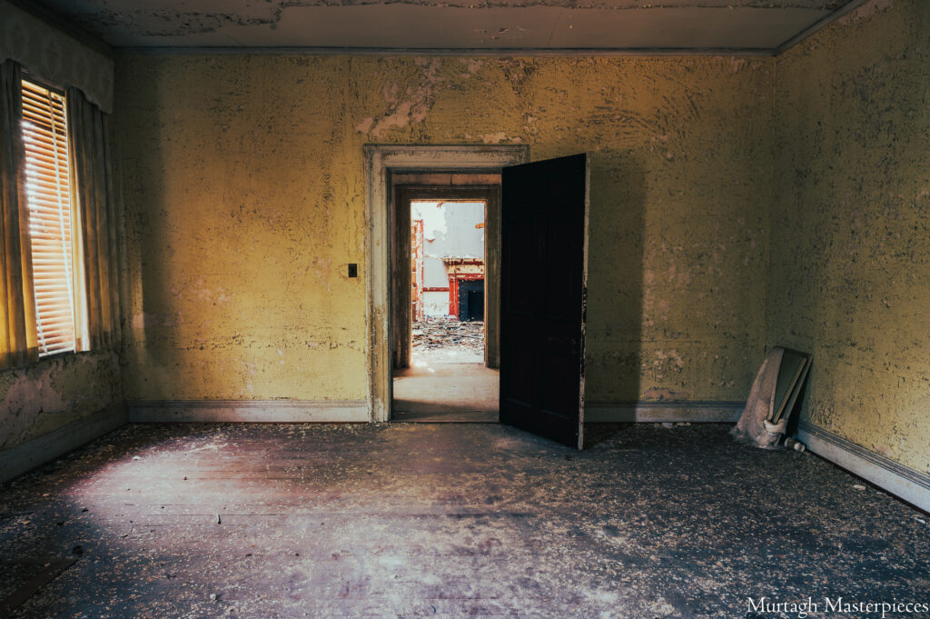 Abandoned Dunnington Mansion in Virginia