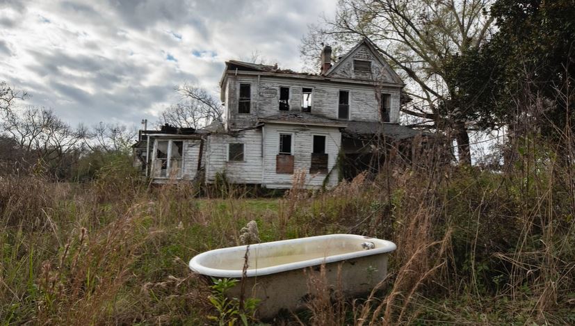 Abandoned Victorian House in Jackson, Mississippi