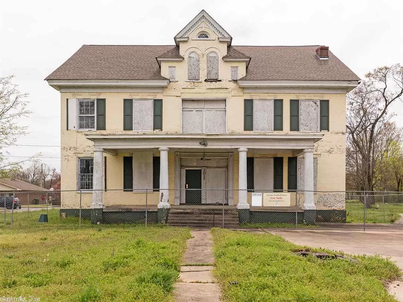 abandoned mansions for sale