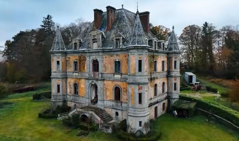 Abandoned Castle in France