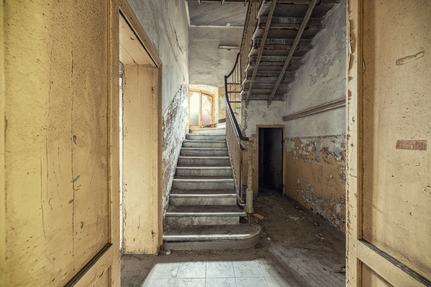 Abandoned Villa Zanelli in Italy