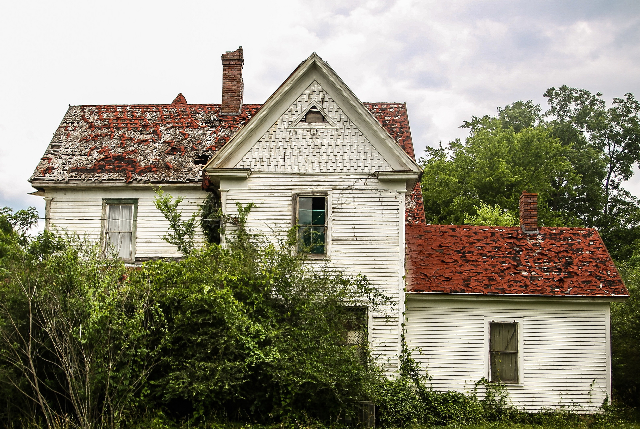 Abandoned John McCown House in Georgia