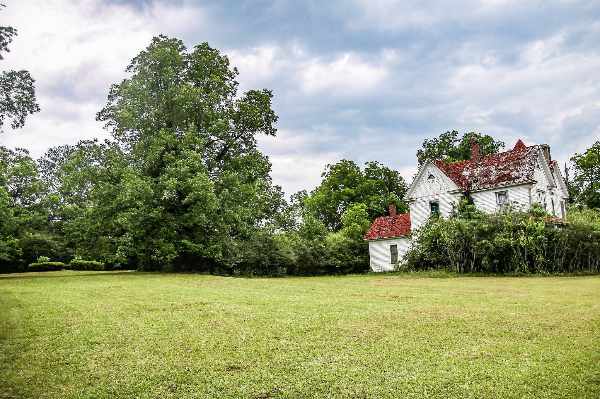 Abandoned John McCown House in Georgia