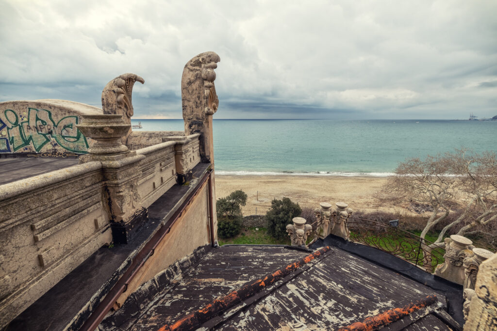 Abandoned Villa Zanelli in Italy