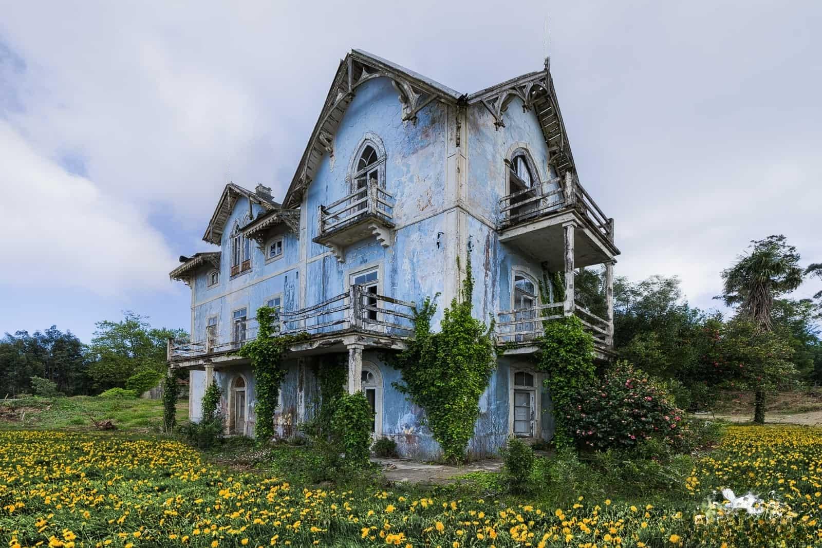 Abandoned Casa Azul in Portugal