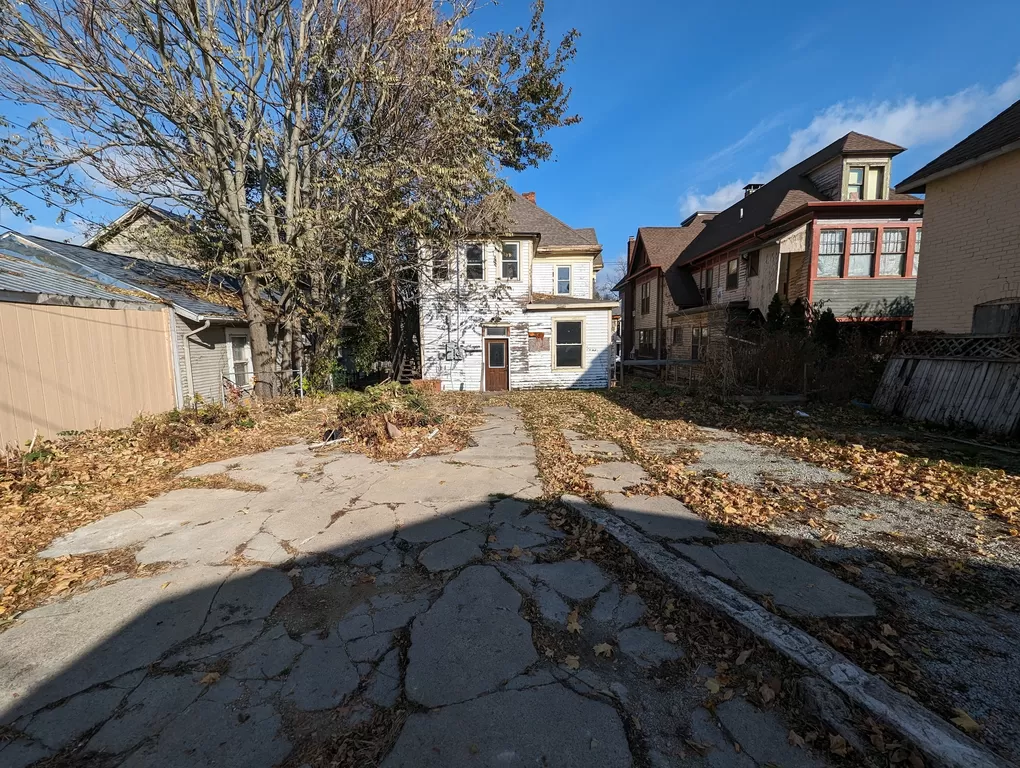 Abandoned Victorian House in Indiana