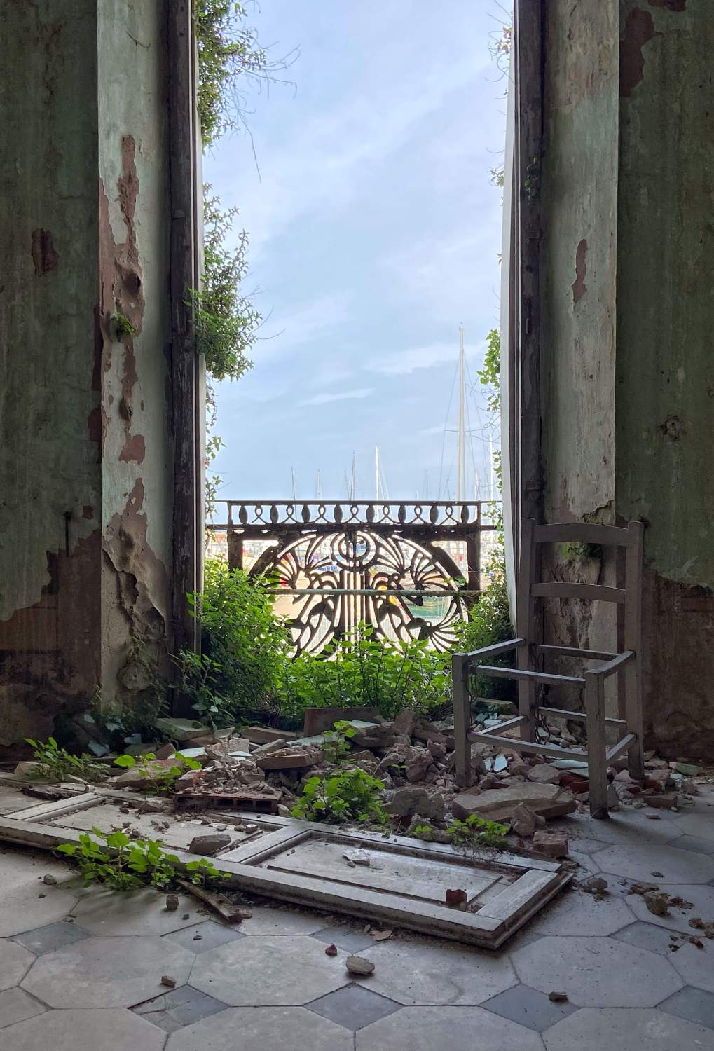 Abandoned Villa Romboli In Italy Restored