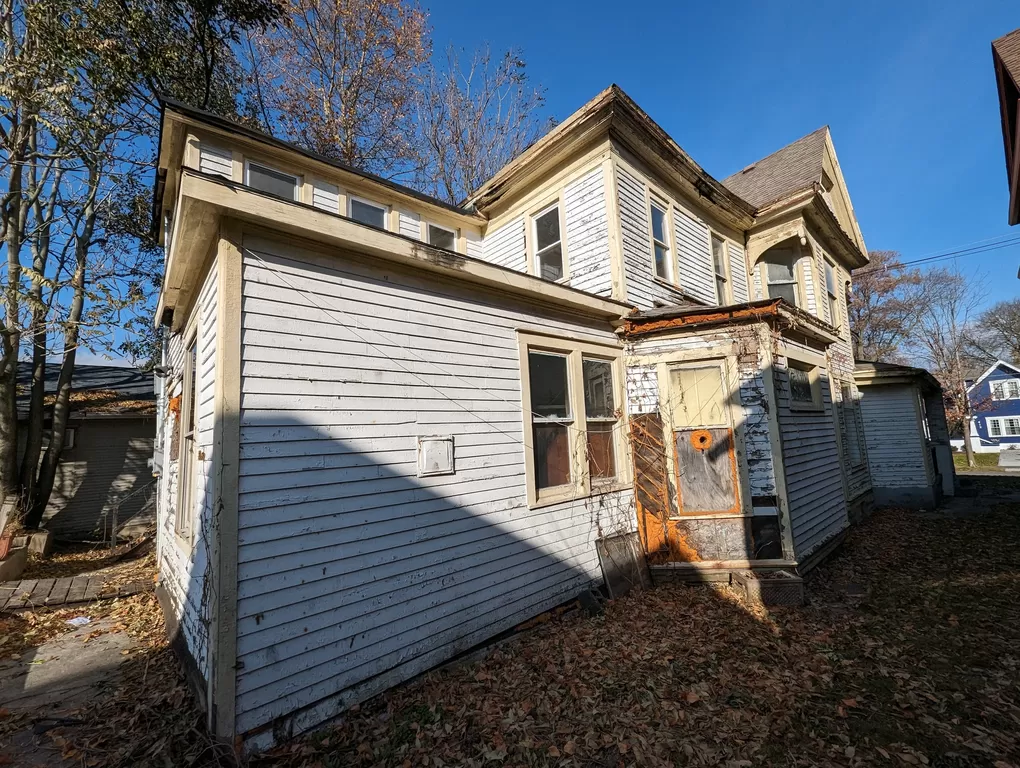 Abandoned Victorian House in Indiana