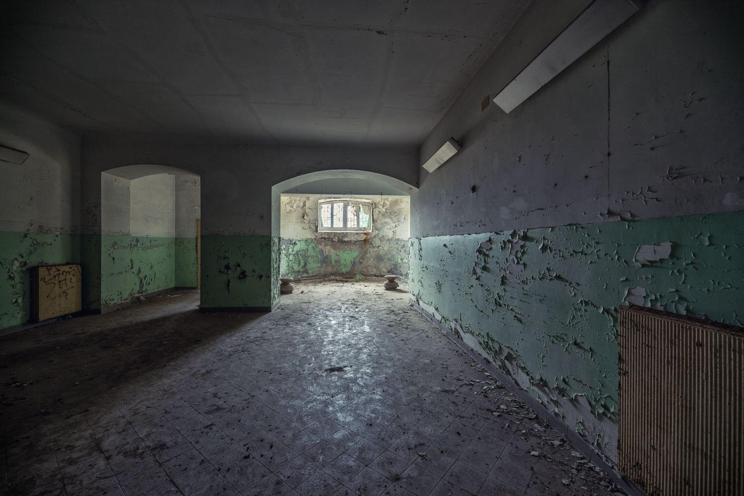 Abandoned Villa Zanelli in Italy