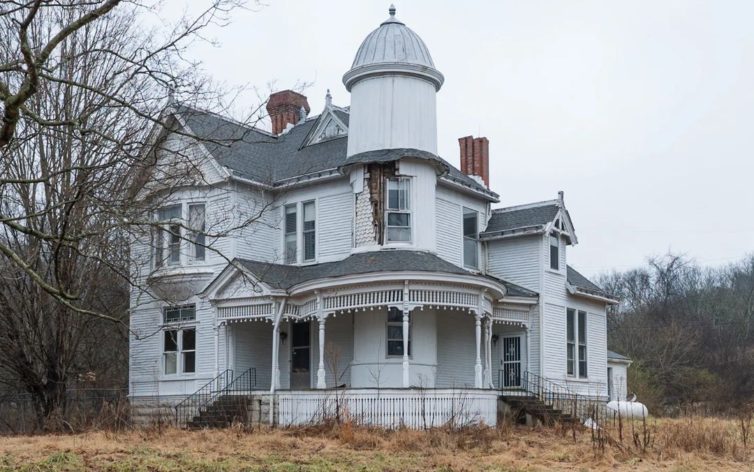 Abandoned $3 Million Victorian Mansion in Missouri