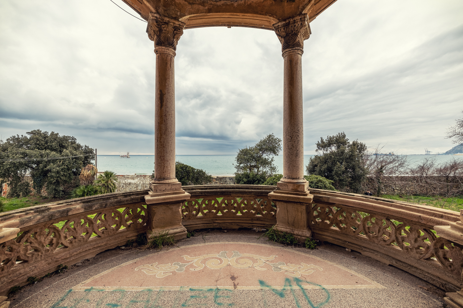 Abandoned Villa Zanelli in Italy