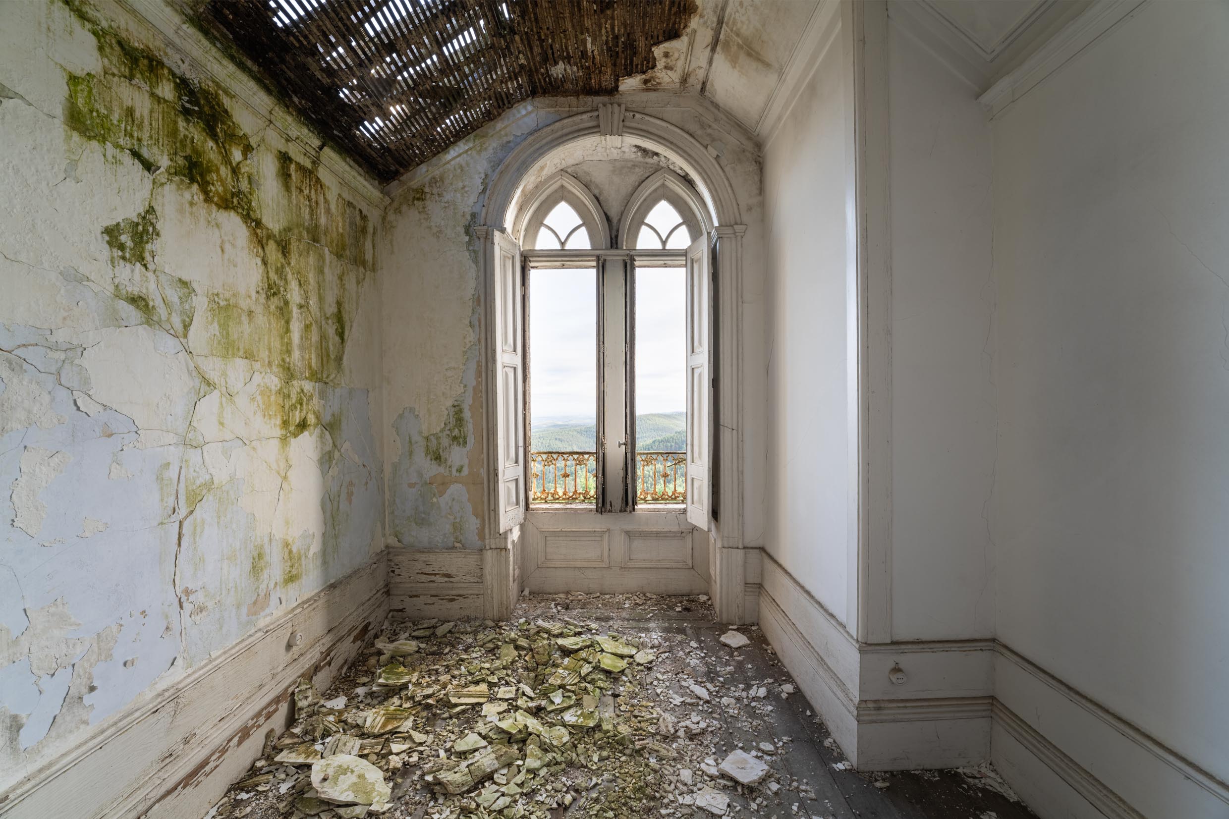 Abandoned Casa Azul in Portugal