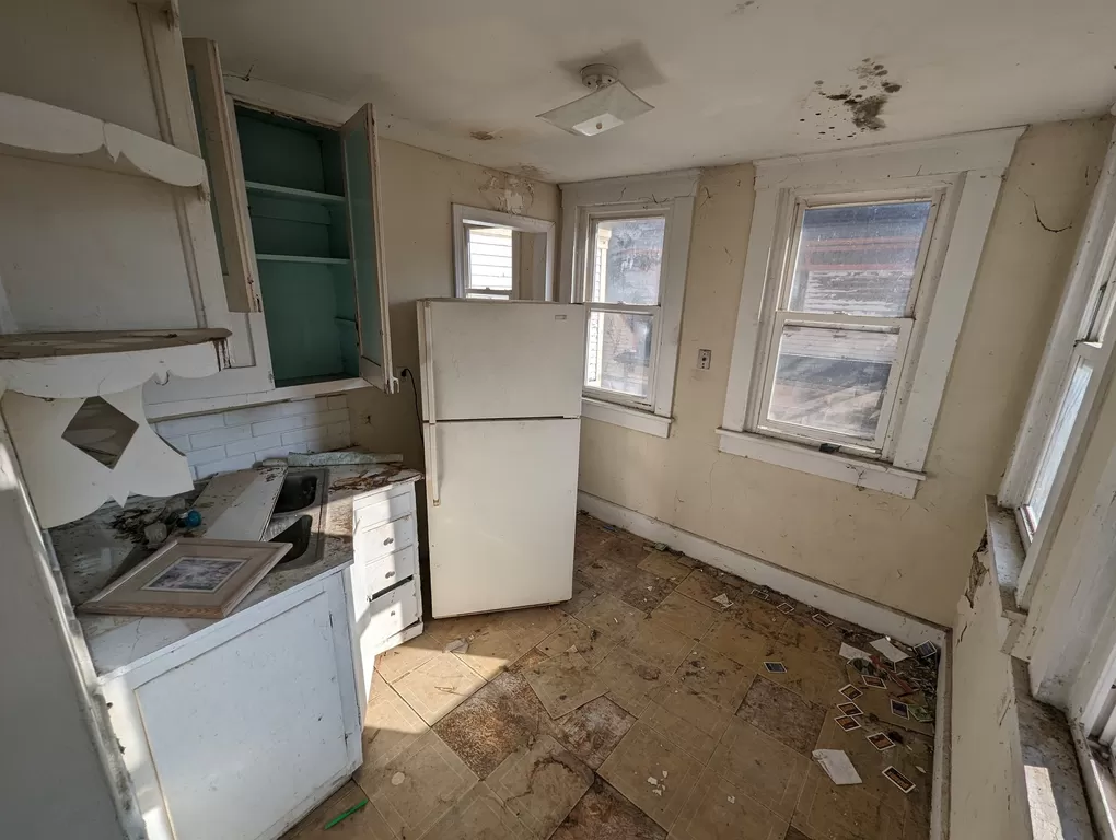 Abandoned Victorian House in Indiana