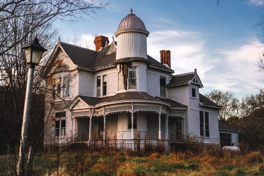 Abandoned $3 Million Victorian Mansion in Missouri