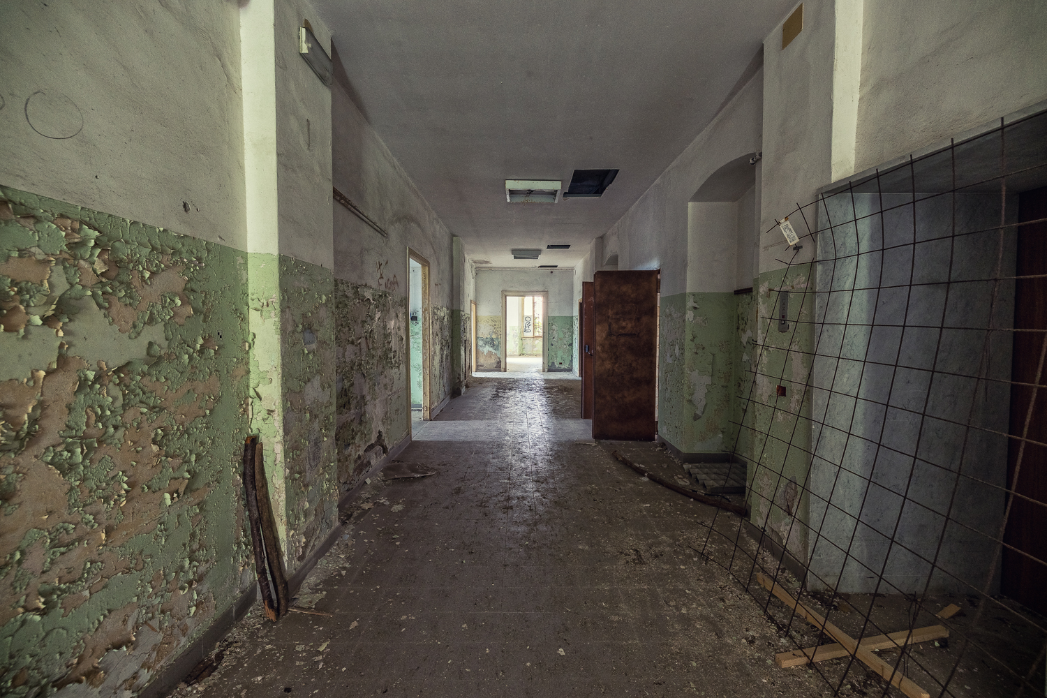 Abandoned Villa Zanelli in Italy