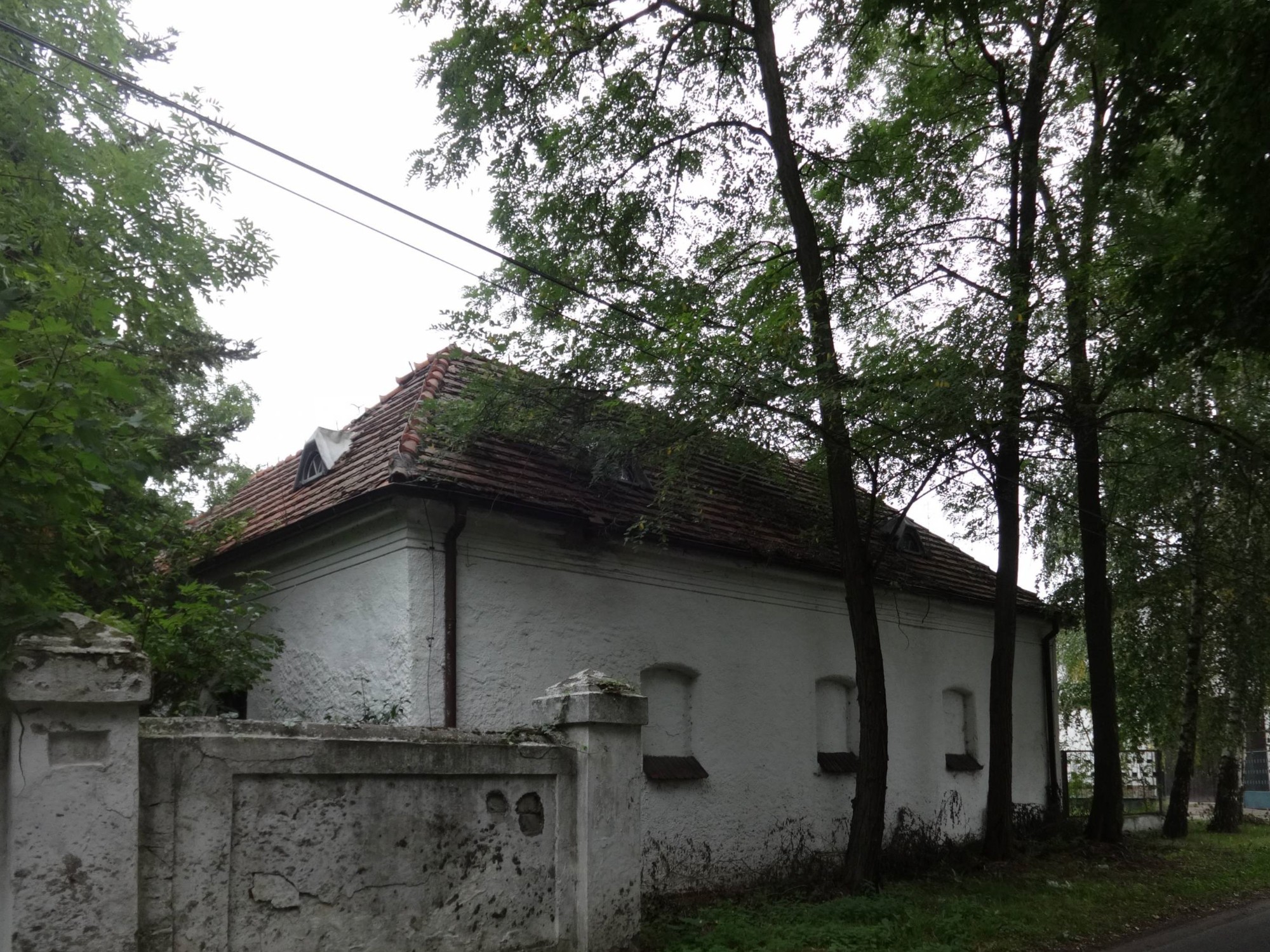 Abandoned Palace Pałac Piotrowo in Poland