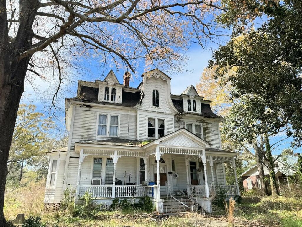 Vecna's Abandoned Victorian Mansion