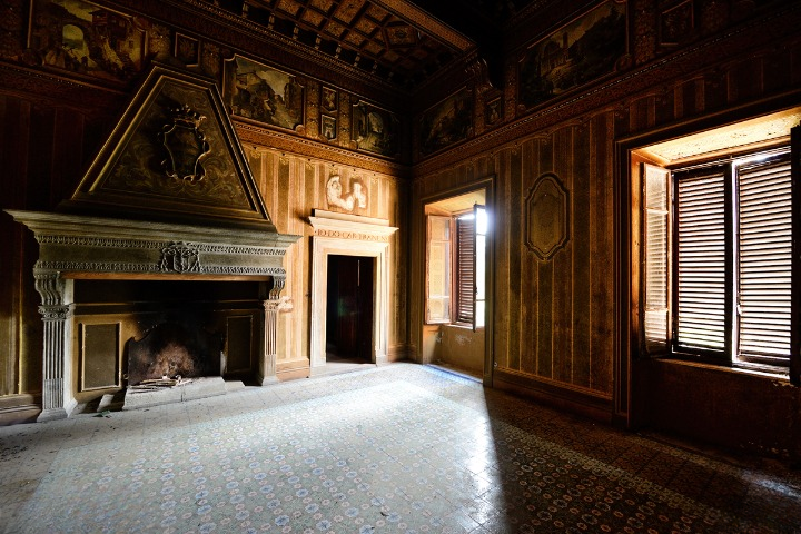 Abandoned Villa In Italy