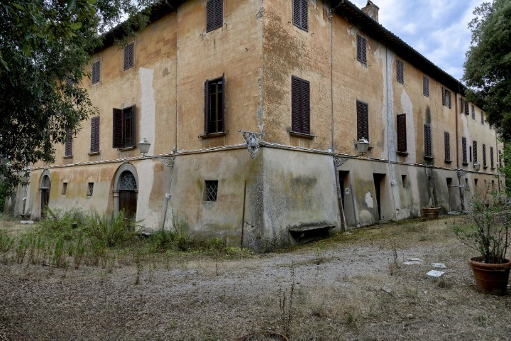 Abandoned Villa In Italy