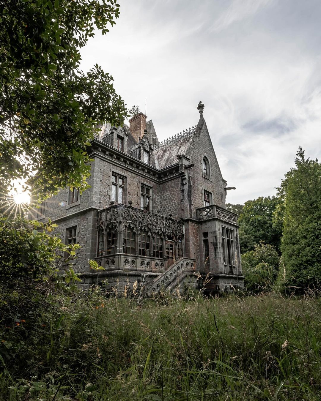 Abandoned Castle Château de Leuhan In France