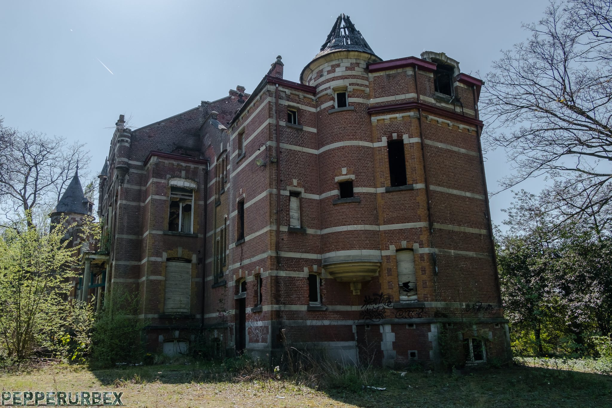 Abandoned Château Lindenbosch in Belgium